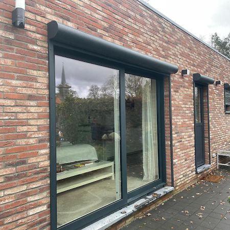 Prachtig Guesthouse Met Gratis Parkeren Maasmechelen Εξωτερικό φωτογραφία