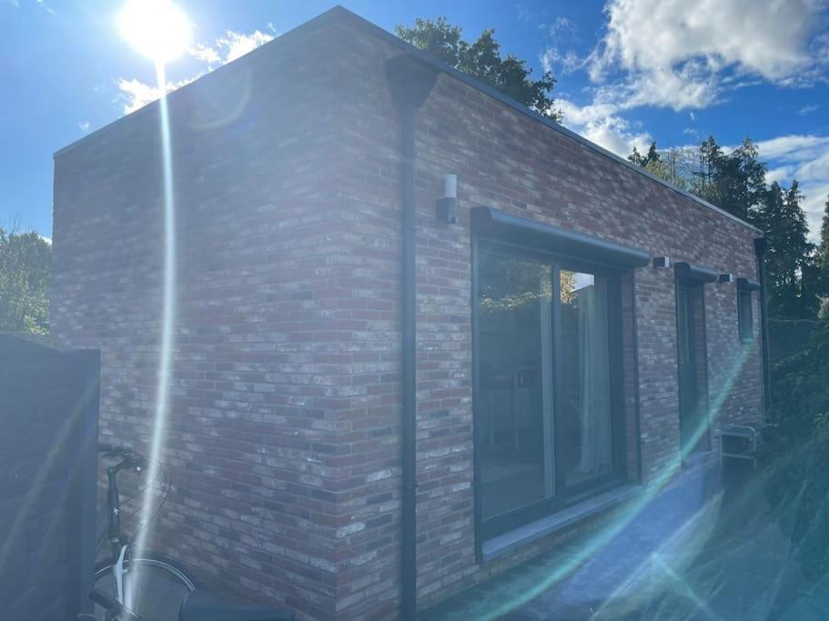 Prachtig Guesthouse Met Gratis Parkeren Maasmechelen Εξωτερικό φωτογραφία