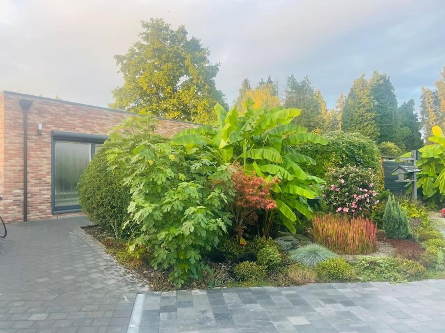 Prachtig Guesthouse Met Gratis Parkeren Maasmechelen Εξωτερικό φωτογραφία