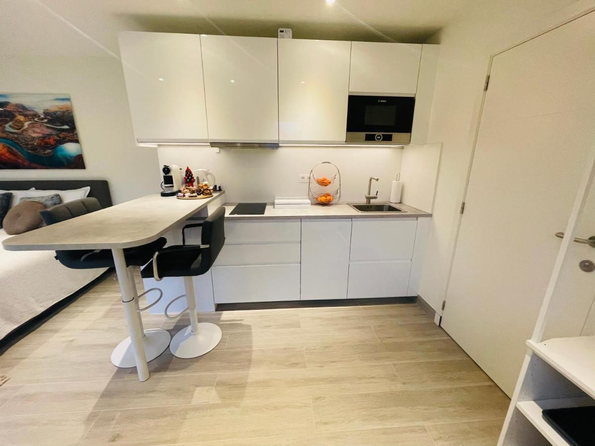 Prachtig Guesthouse Met Gratis Parkeren Maasmechelen Εξωτερικό φωτογραφία